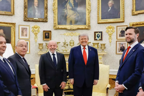 Trump diz que Lula é “muito dinâmico”, elogia reunião e fala que novos encontros ocorrerão