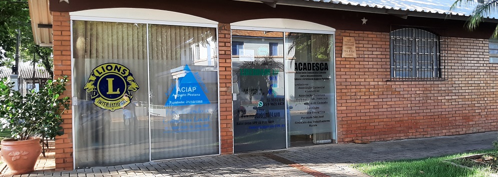 Rádio Liberdade FM a rádio da comunidade pestanense...